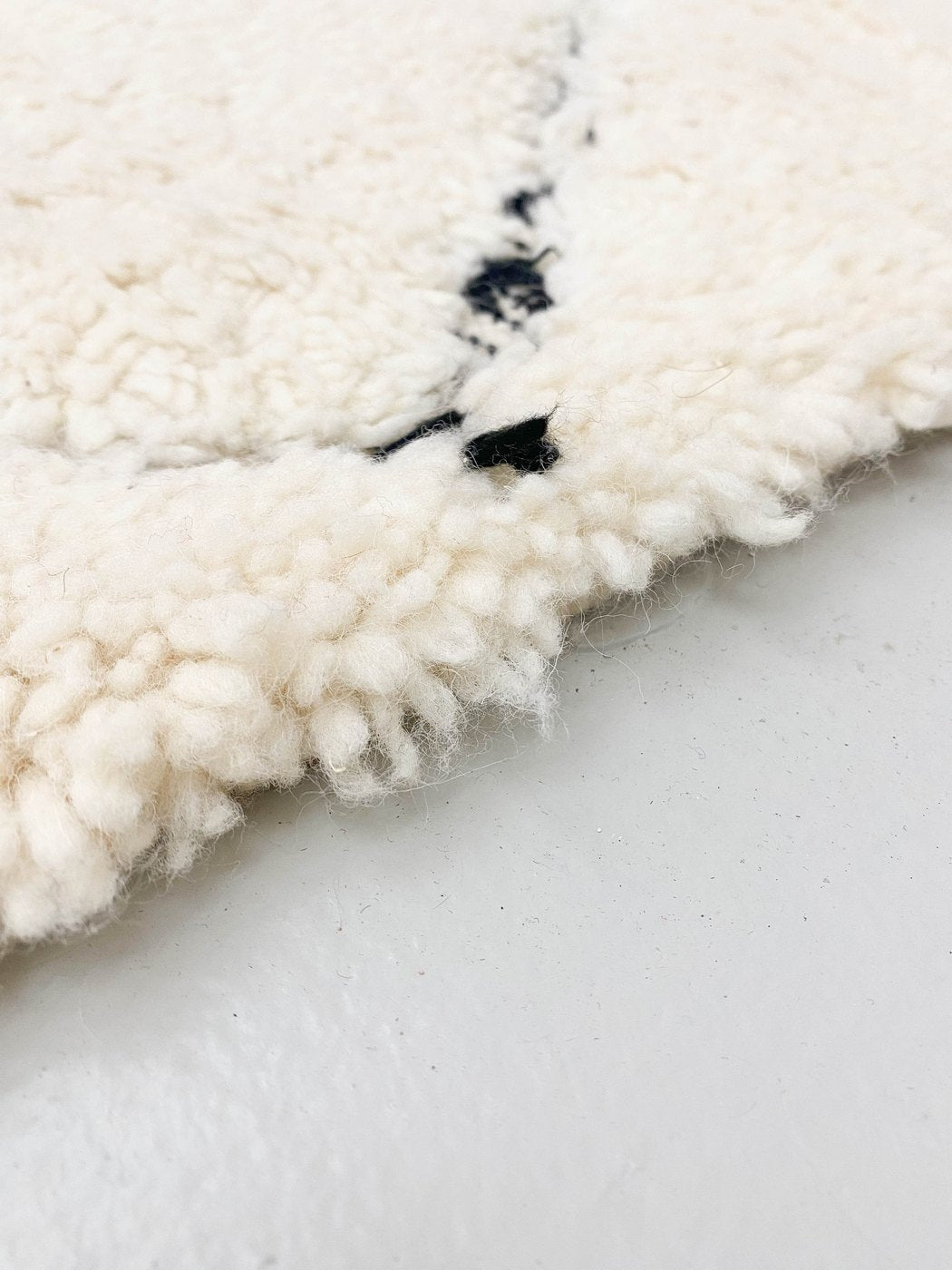 Beni Ouarain Berber rug 3 × 2.02 m