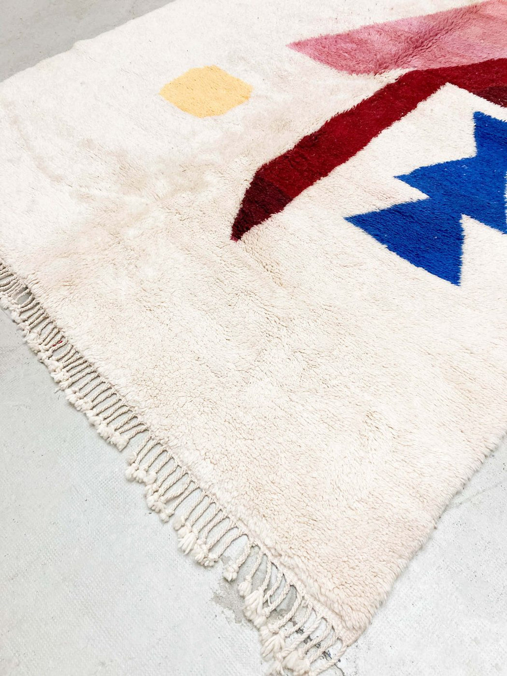 Moroccan Berber M’Rirt Rug 2.98 × 2.02 m
