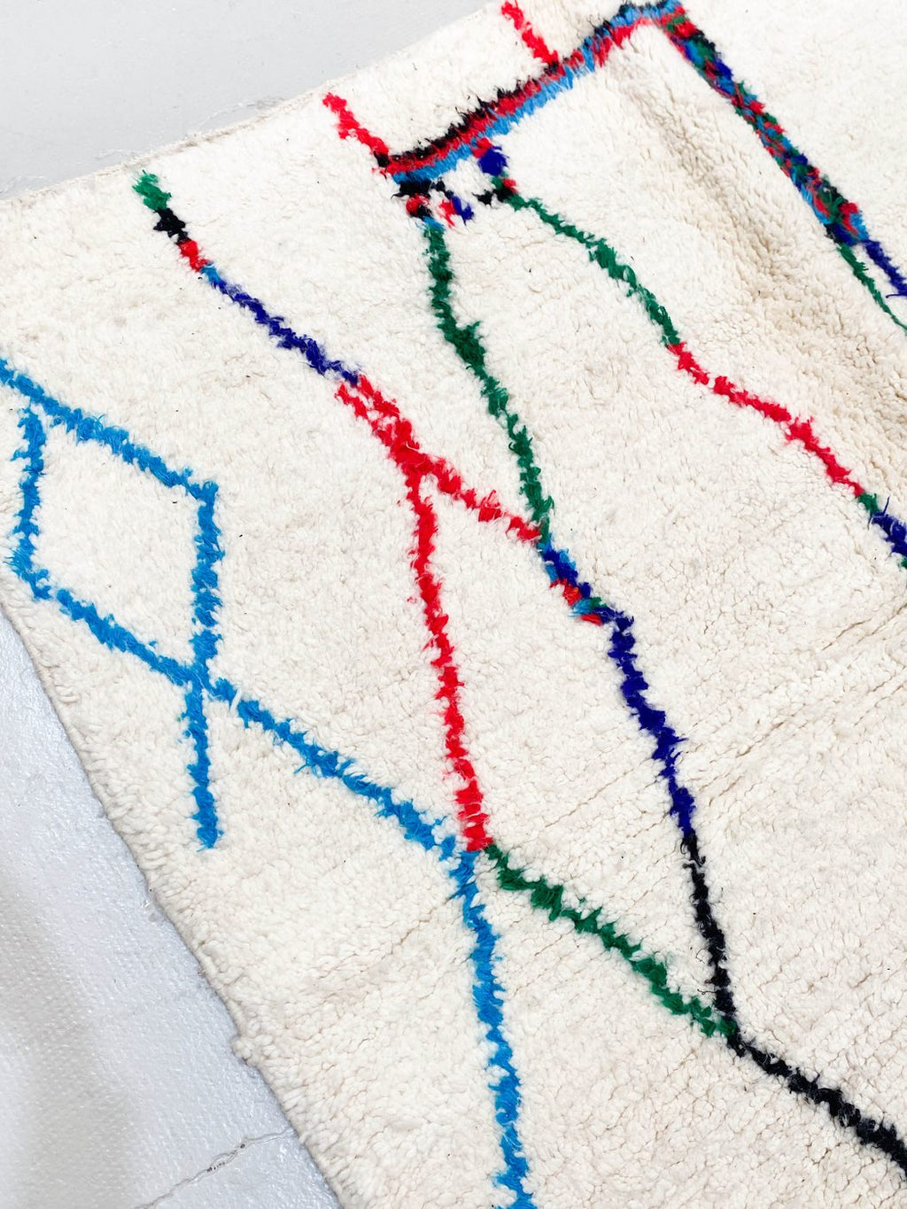 Alfombra bereber marroquí Azilal 2,32 × 1,62 m