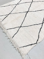 Alfombra bereber Beni Ouarain 2,36 × 1,65 m