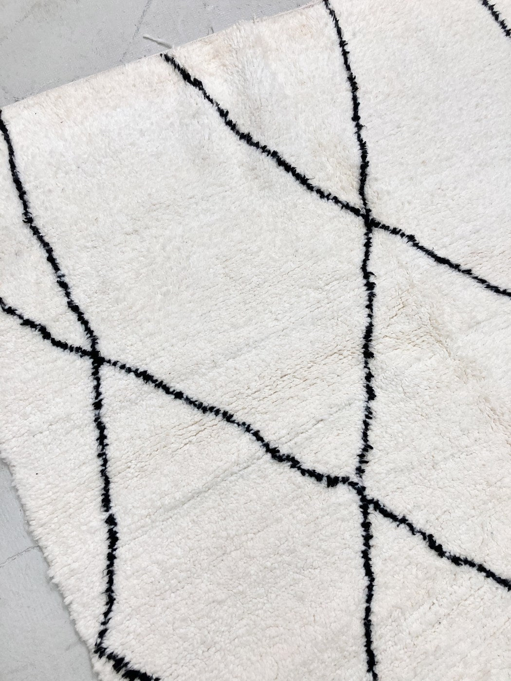 Alfombra bereber Beni Ouarain 2,36 × 1,65 m