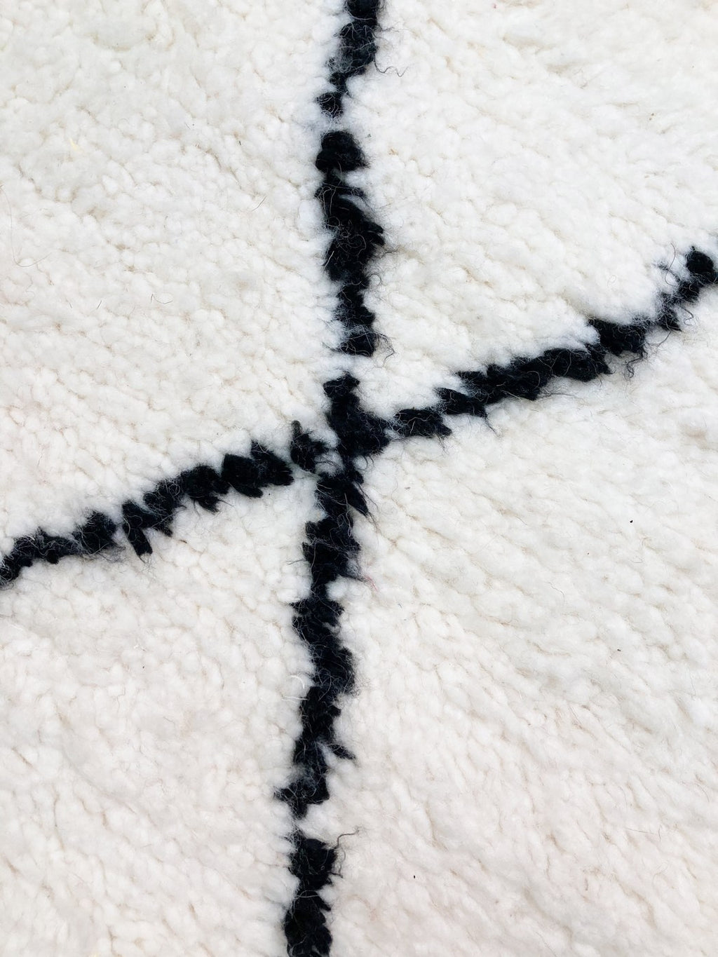 Alfombra bereber Beni Ouarain 2,36 × 1,65 m