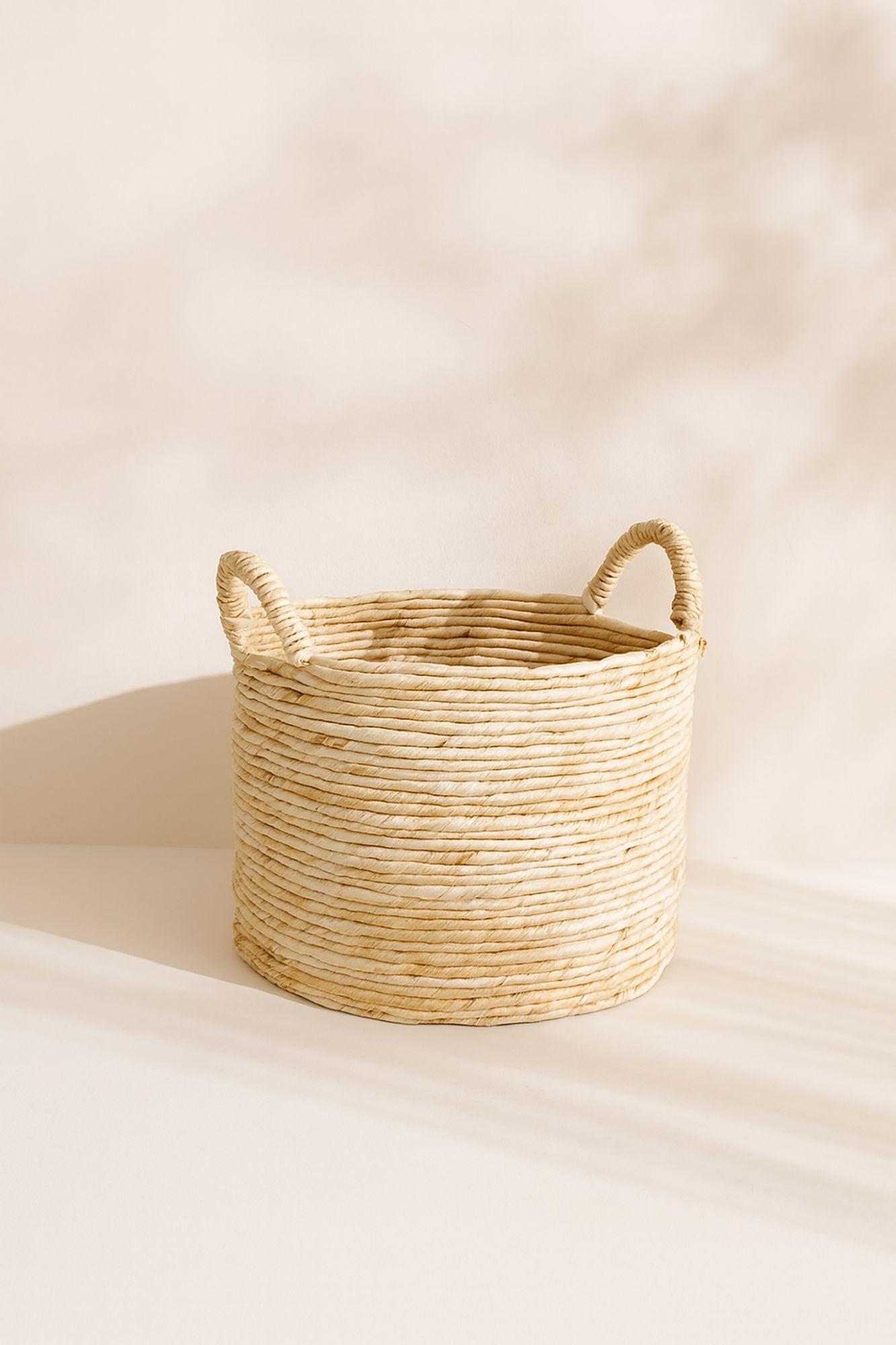 Abir Basket In Abaca With Hand-Woven Handles
