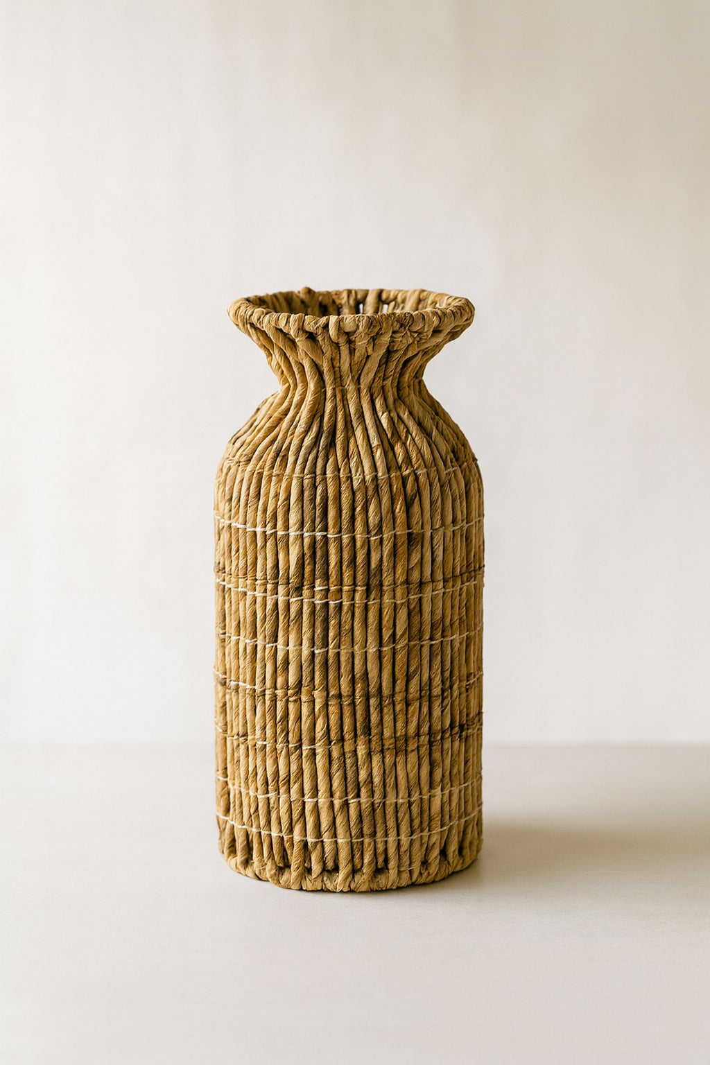 Lina - Vase Décoratif - Fibres D'Abaca