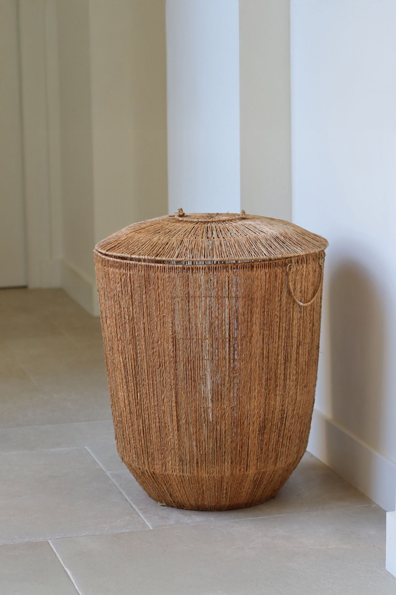 Sibu Basket - Natural Jute With Lid And Handles