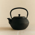 Osaka black cast-iron teapot – 1.2 L