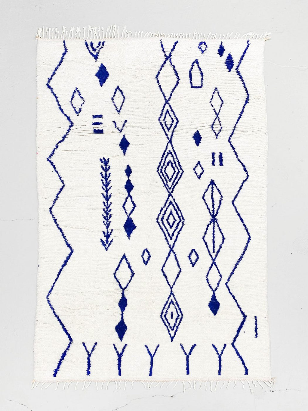 Moroccan Azilal Berber Rug 3.05 × 1.93 m