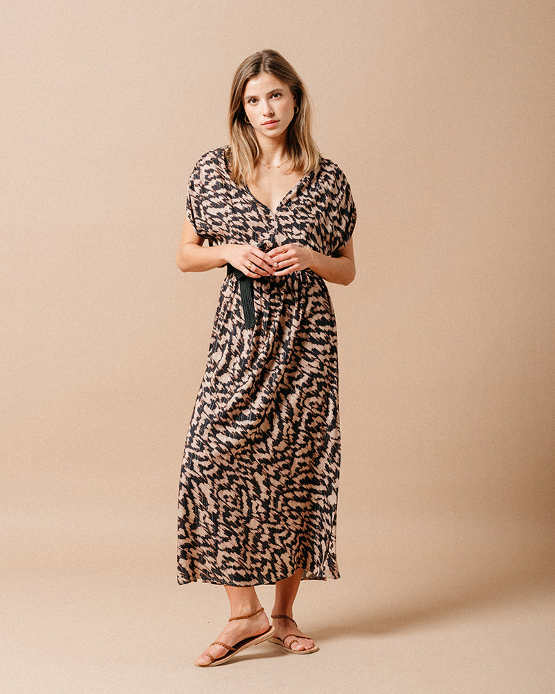 ROBE NOIR MARINE NOIR