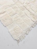 Moroccan M’Rirt Berber rug 2.37 × 1.72 m