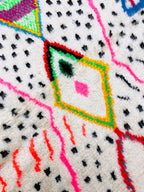 Alfombra bereber marroquí Azilal 1,55 × 1,05 m
