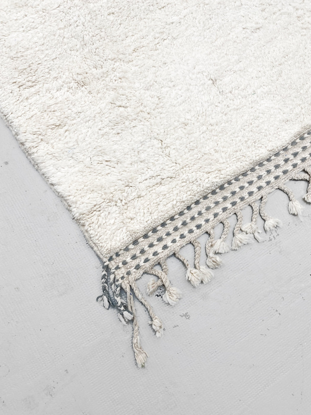 Moroccan Berber Boujaad rug 3 × 2.25 m