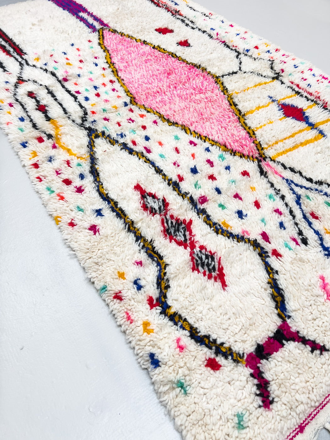 Alfombra bereber marroquí Azilal 2,39 × 1,40 m