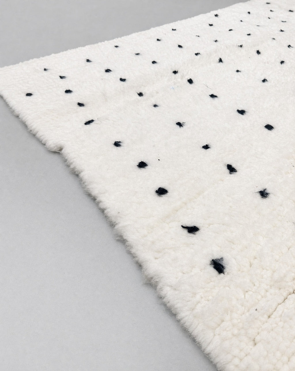 Alfombra bereber marroquí Beni Ouarain 1,57 × 1,19 m