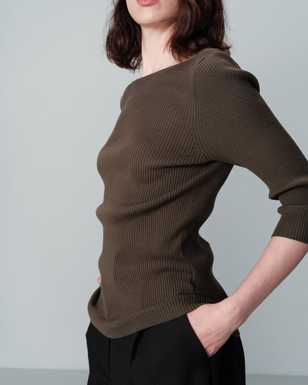 KHAKIFARVET TOP NATHAN KHAKI
