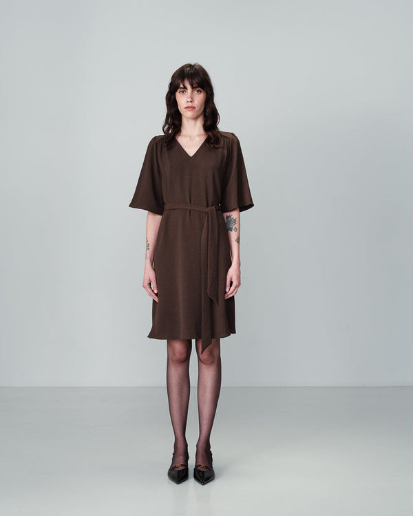 TAUPEFARVET KJOLE NIA TAUPE