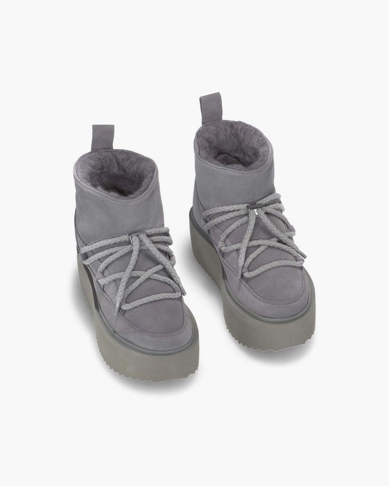 Botas clásicas con plataforma baja - Gris