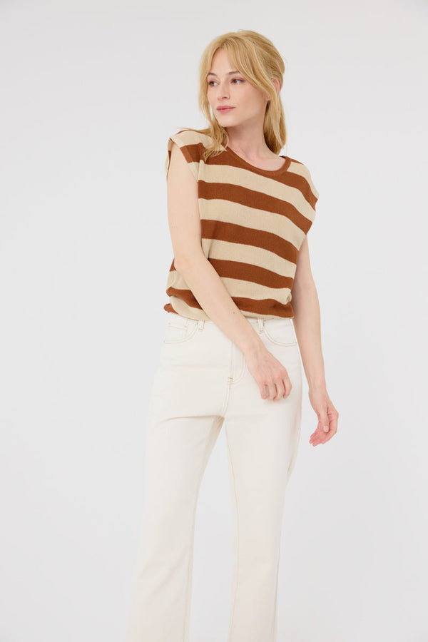 Pull Romane