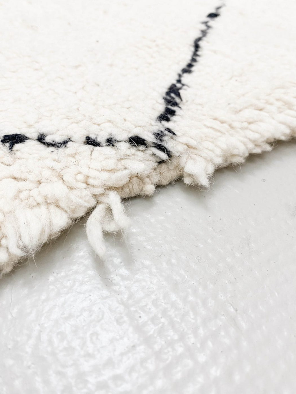 Alfombra bereber marroquí Beni Ouarain 2,48 × 1,40 m