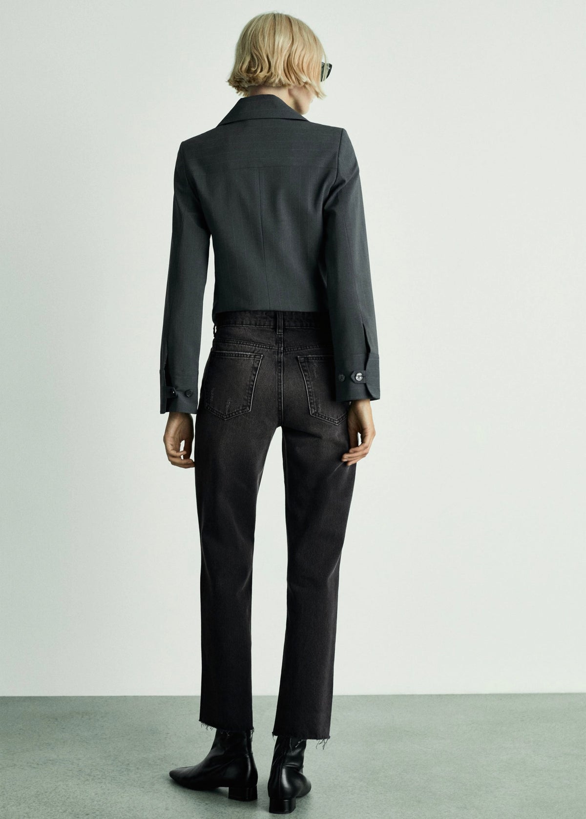 Vaquero Blanca Recto Crop - Black Denim