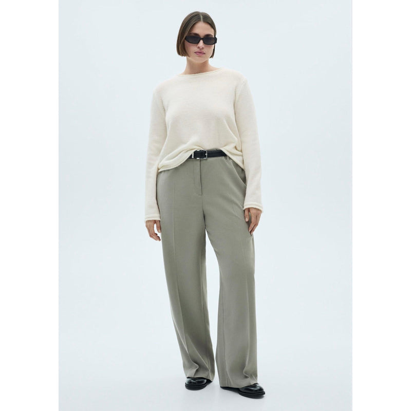 Round Neck Buttoned Sweater - Ecru