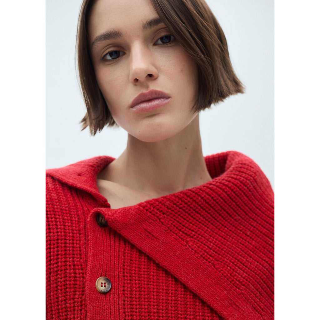 Buttoned Turtleneck Pull-Over - Red