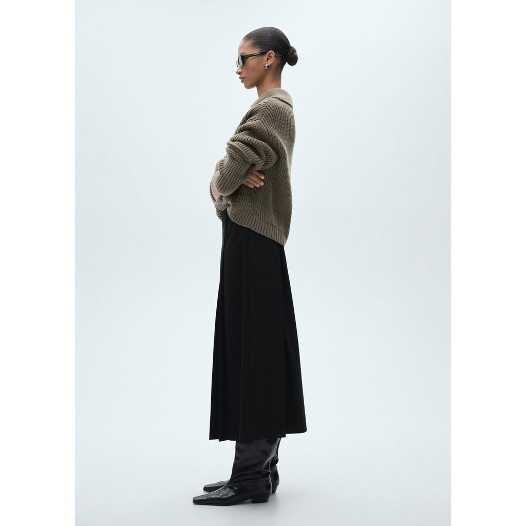 Pleated Midi-Skirt - Black