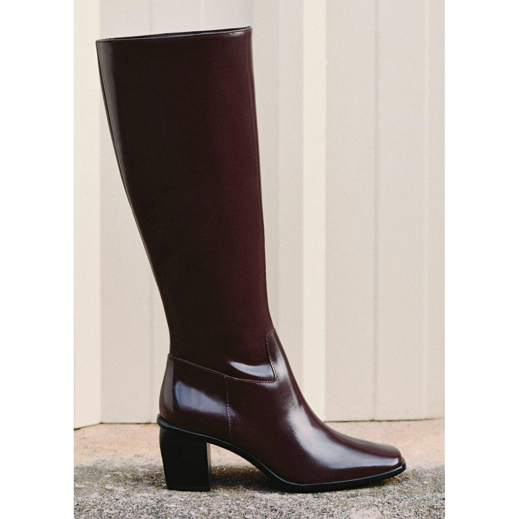 Leather Boots With Zip - Burgundy