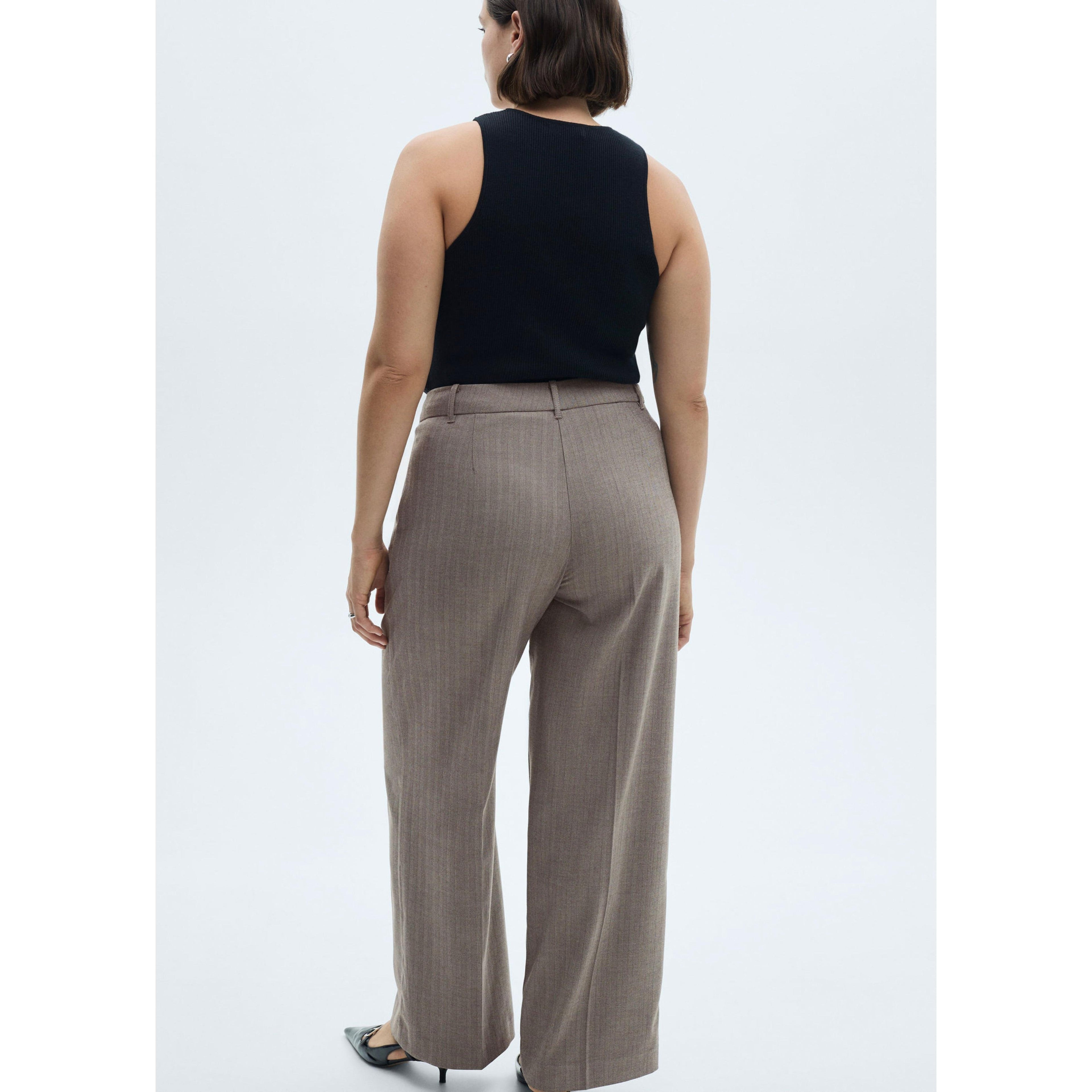 Pantalón Recto de Tiro Medio - Brown