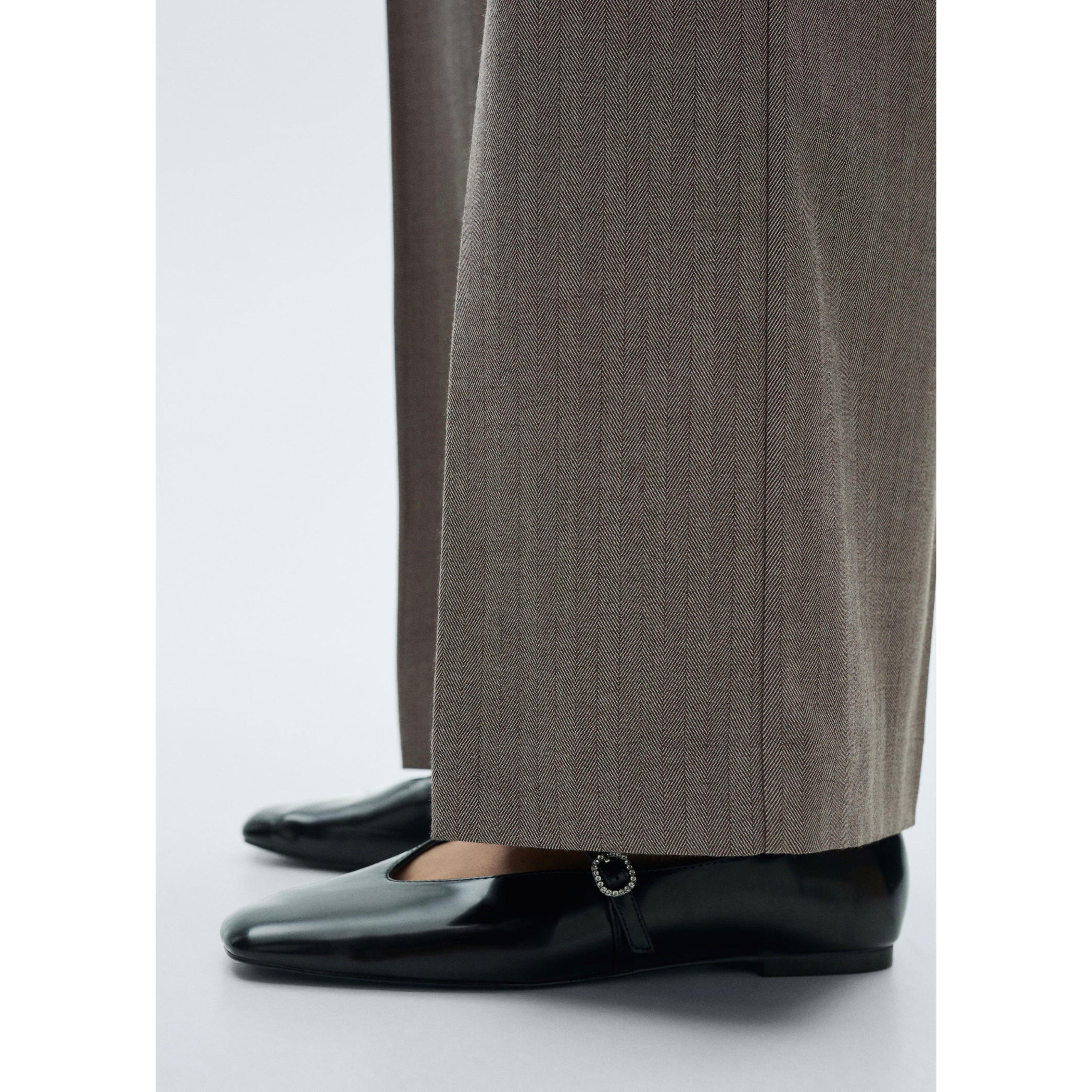 Pantalón Recto de Tiro Medio - Brown