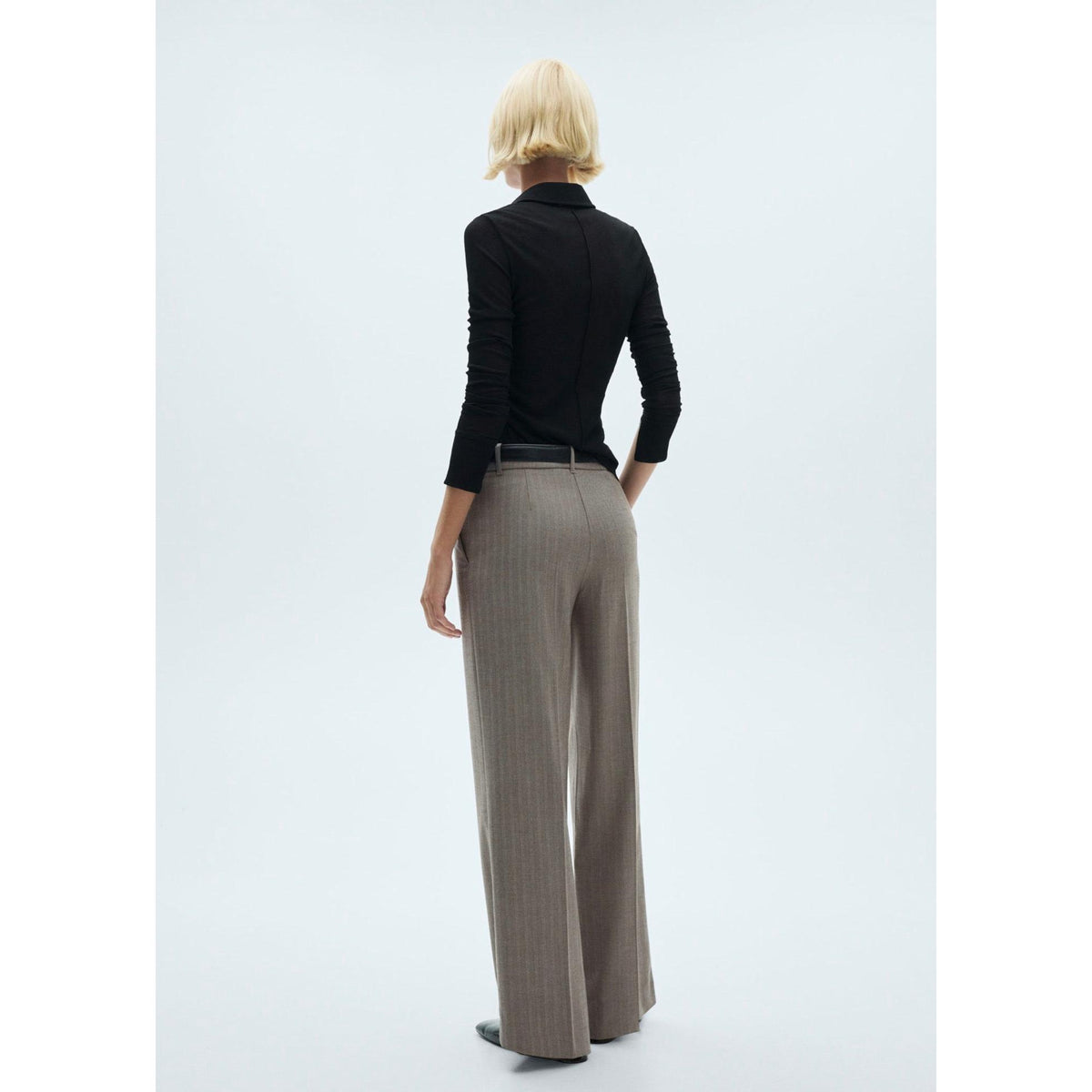 Pantalón Recto de Tiro Medio - Brown