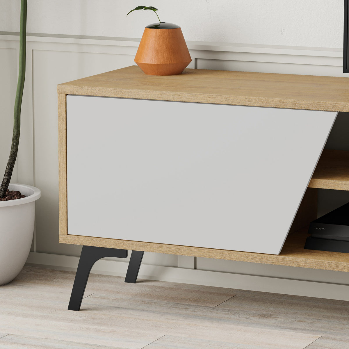 Fiona - TV Stand - Oak/White