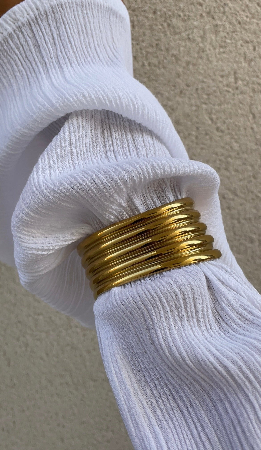 Roman Bangle