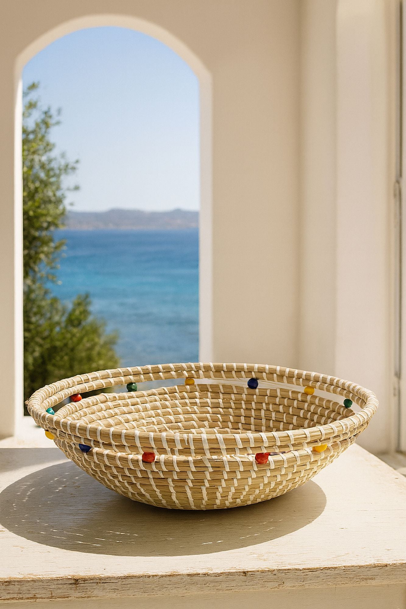 Milos - Decorative Basket In Seagrass And Wooden Beads