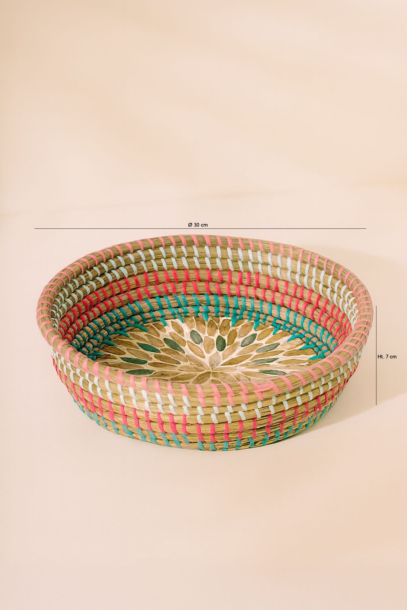 Paros Round Tray - Seagrass and Mother-of-Pearl