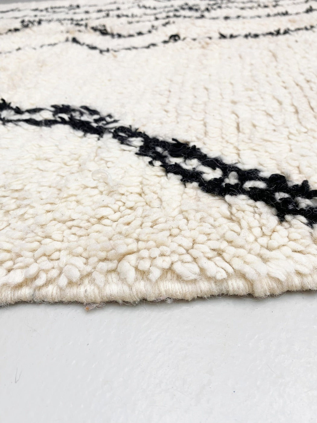 Alfombra bereber marroquí Azilal 2,08 × 1,33 m