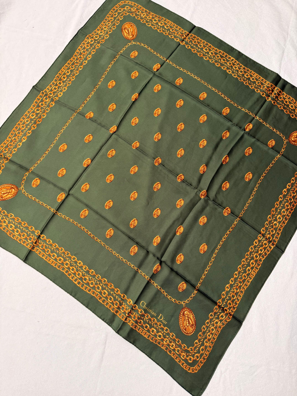 Foulard Christian Dior – Kaki Chaines Et Abeilles Dorées