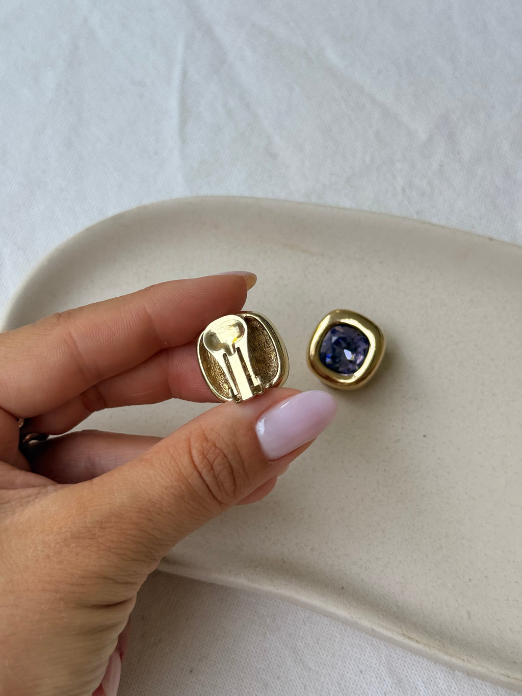 Boucles D’Oreilles Vintage - Strass Violine Facetté