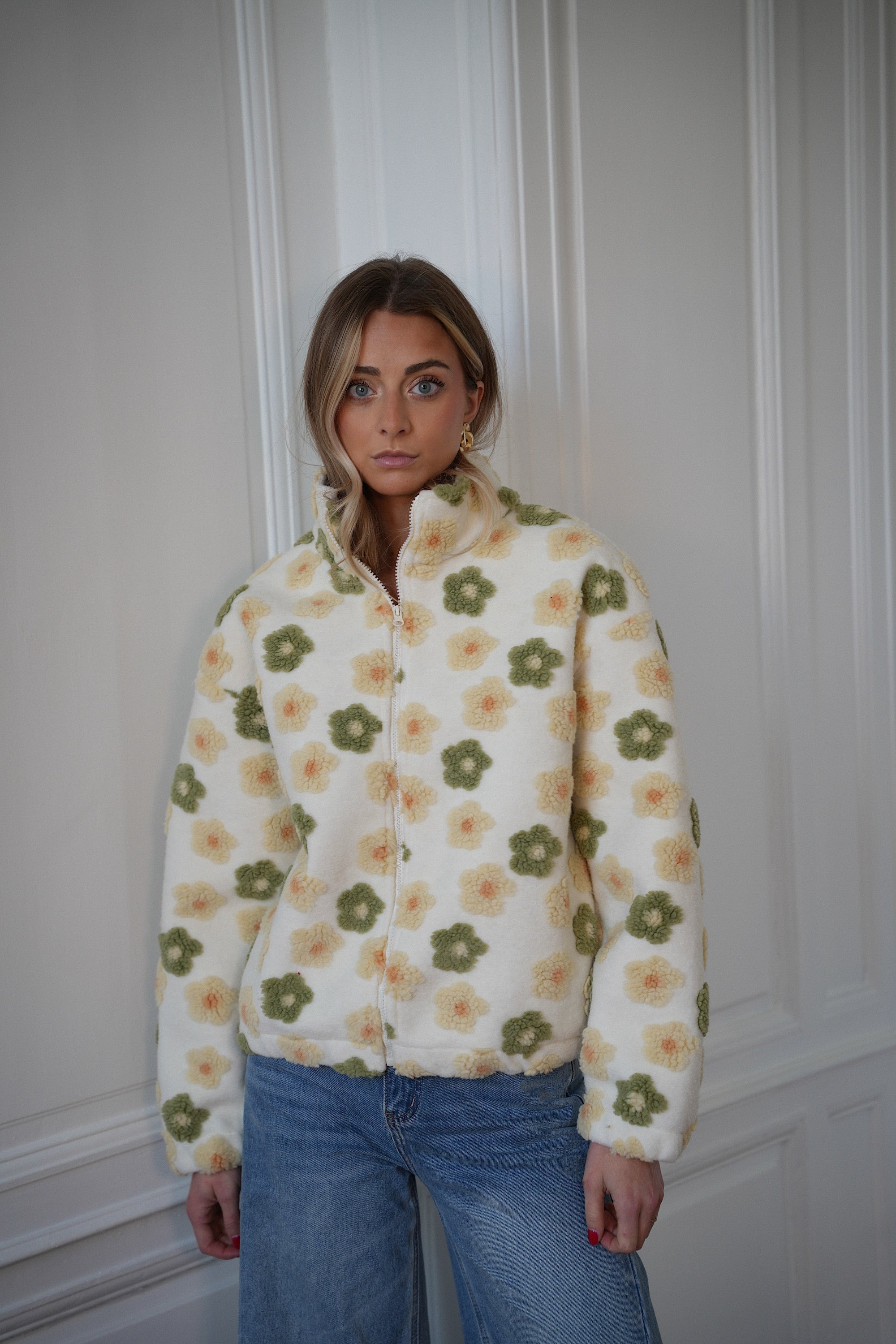 Dana Crème - Zippered Jacket