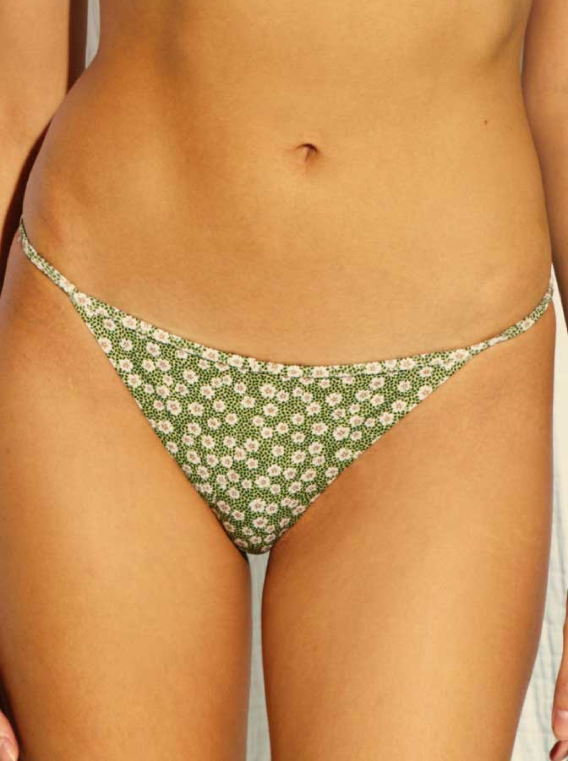 Tanga Muy Escotado Swim Blooming Green