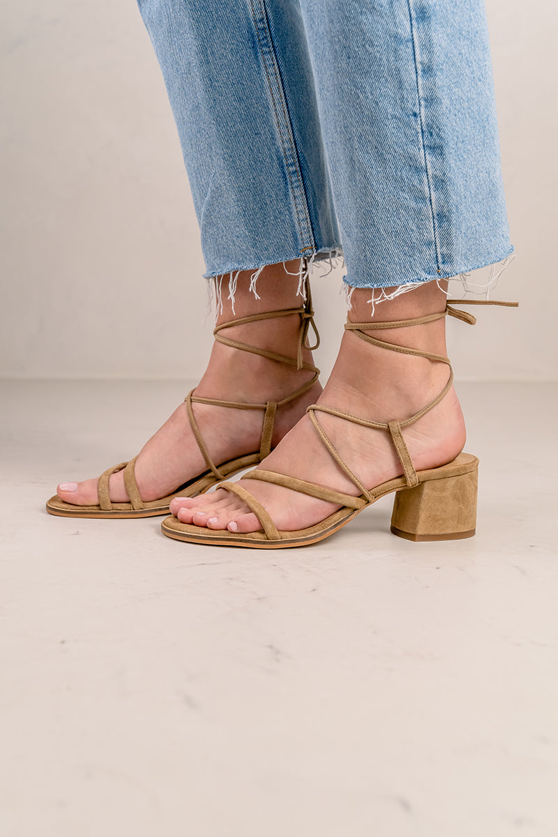 Sandalias De Tacón Grecia - Camel