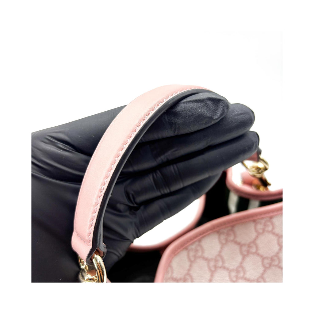 Sac Porté Épaule Gucci Gg Emblem Bucket Bag Toile - Rose