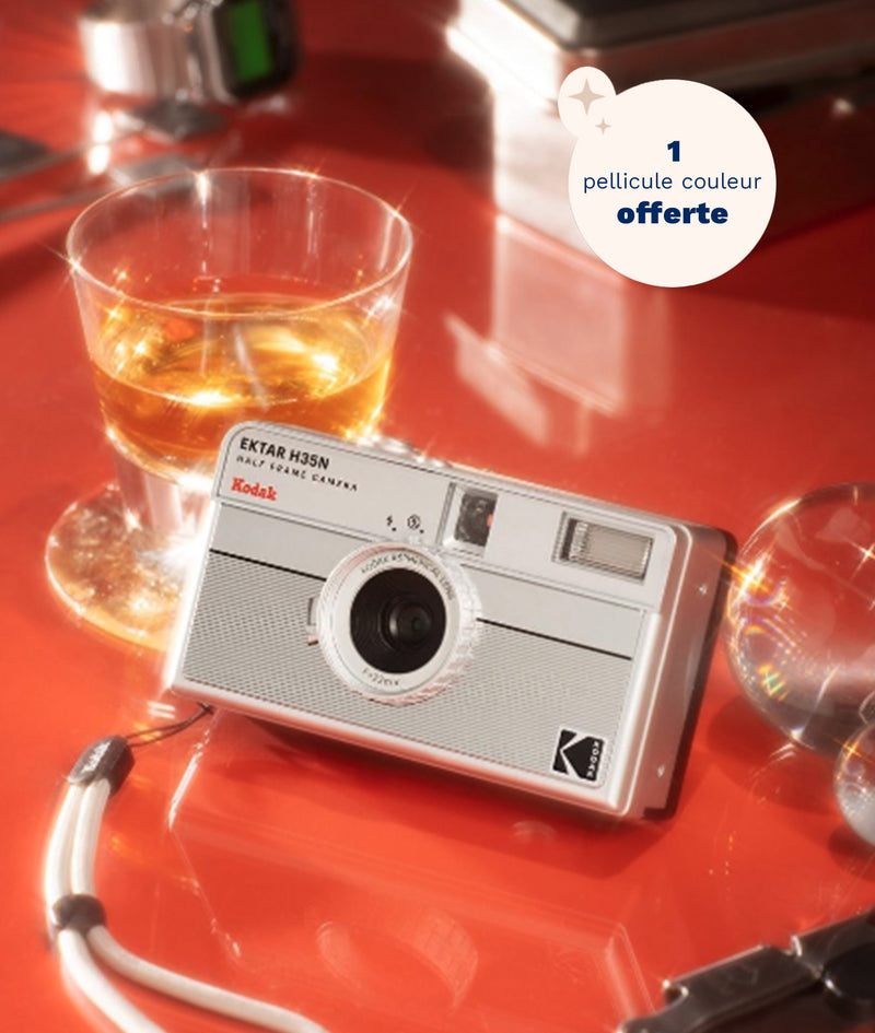 Film Camera - EKTAR H35N - Striped Silver - 1 Free Color Film - Kodak