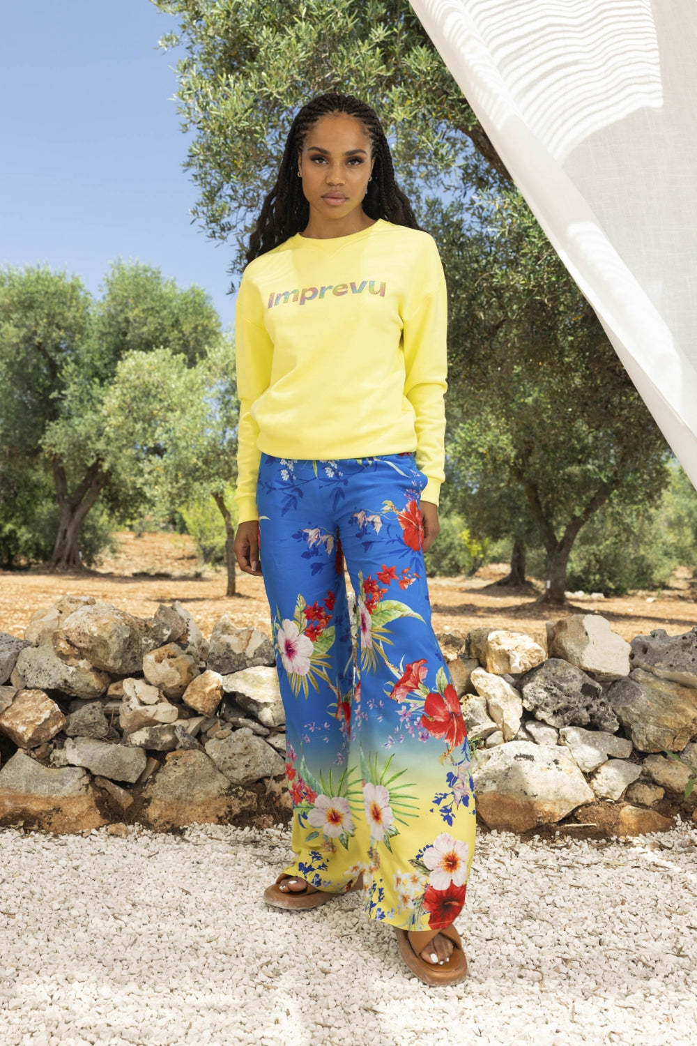 The Dario Rainbow Sweatshirt Yellow