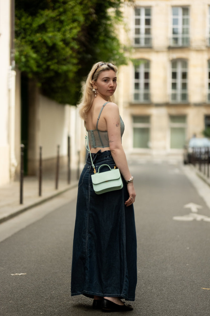 lycalabelle_embosselezard_mini_vert