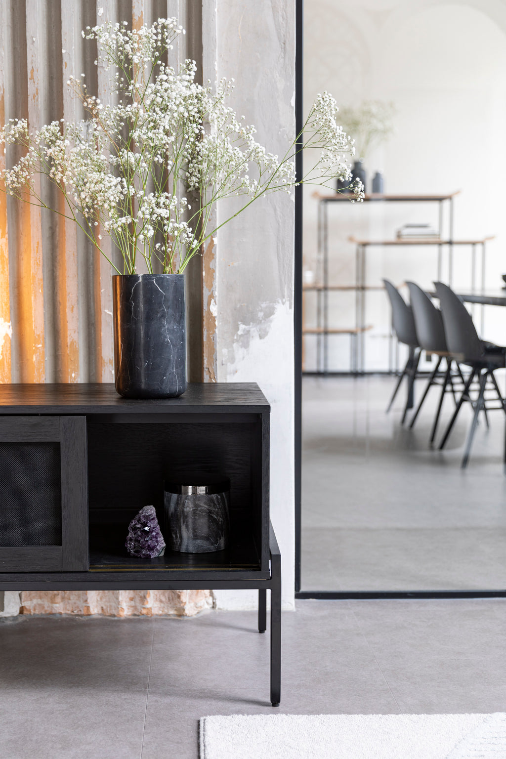 Hardy - Sideboard - Oak veneer - Black Oak/Brown