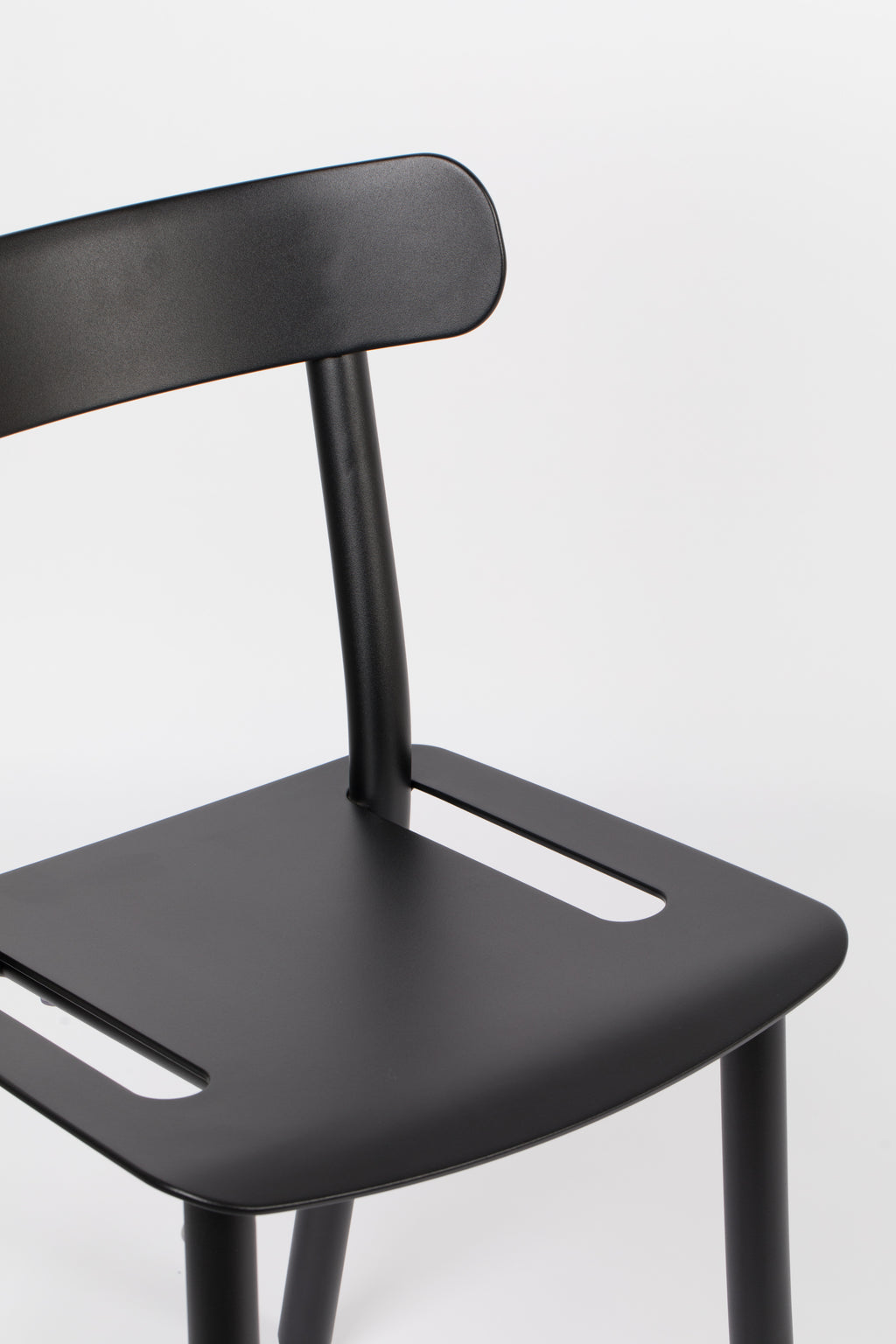 Friday - Outdoor Chair - Aluminum - Black