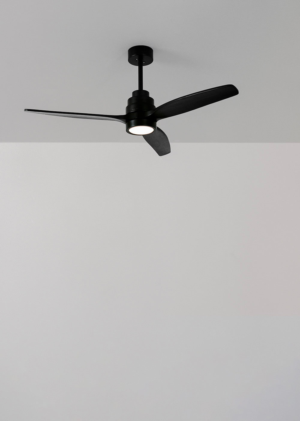 Wind Stylance - Ventilateur De Plafond 40W Silencieux 100% Bois - Noir