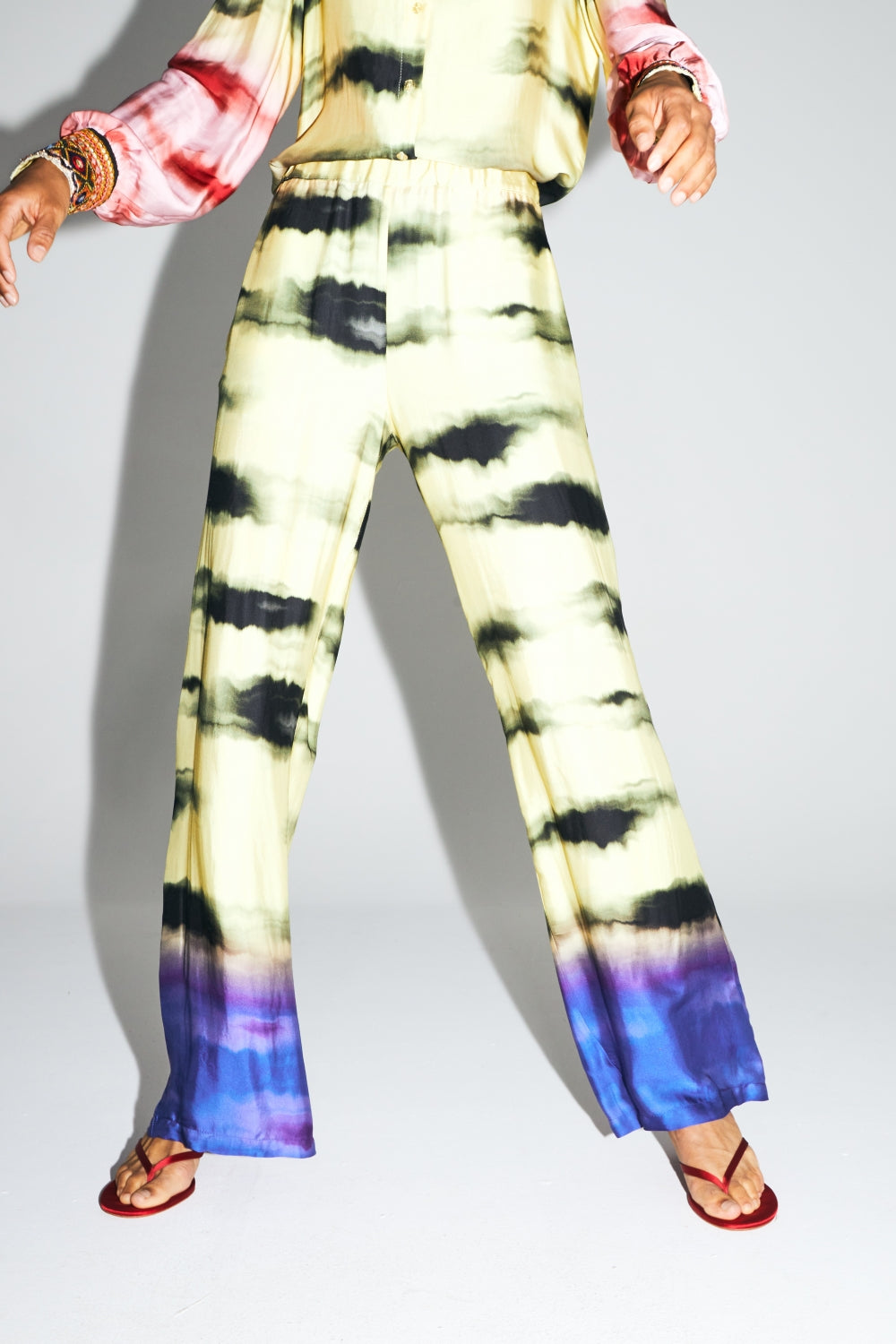 Pantalones Aurora con estampado Tie And Dye de The Funky
