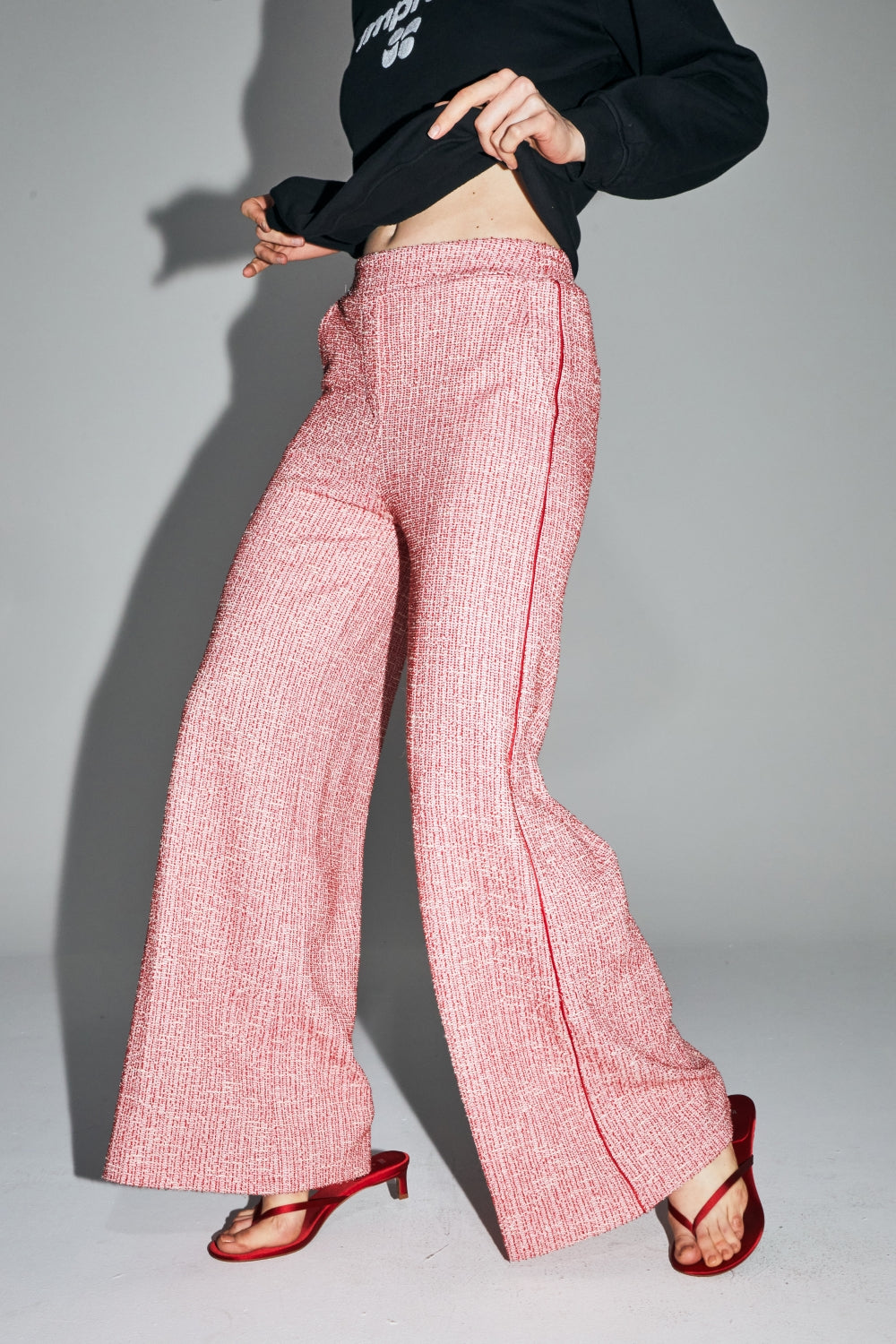 Le Pantalon Charlie Tricot Rouge Et Blanc