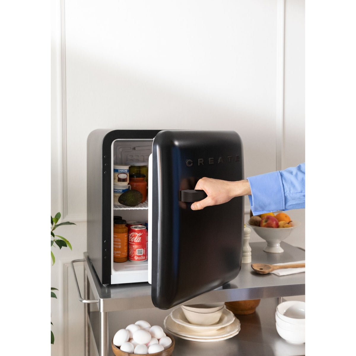Retro Fridge 48L - Retro Refrigerator - Black with Black Handles